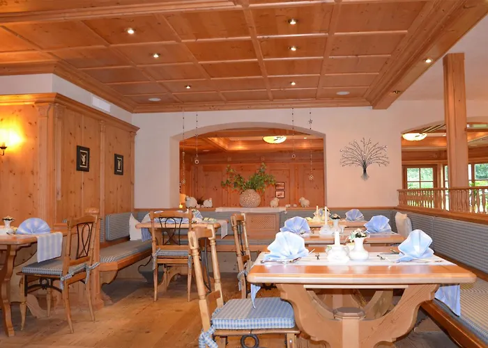 Hotel Almhotel Told Grän